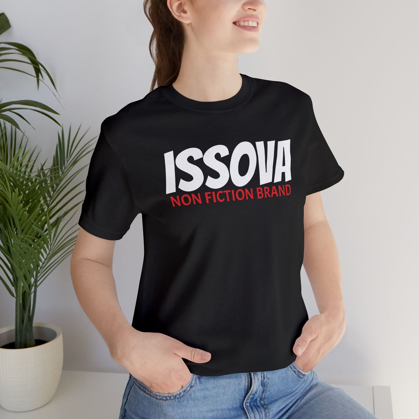 IssOva Classic Tee